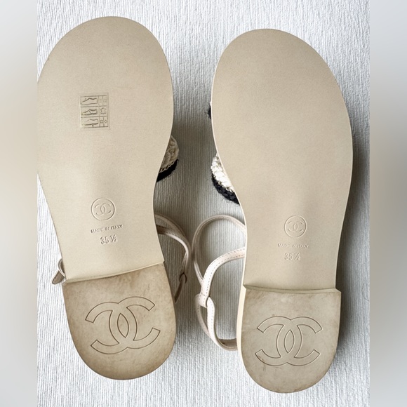Chanel 2023 Interlocking CC Logo sandals 35.5 - BRAND NEW IN BOX - Picture 2 of 6